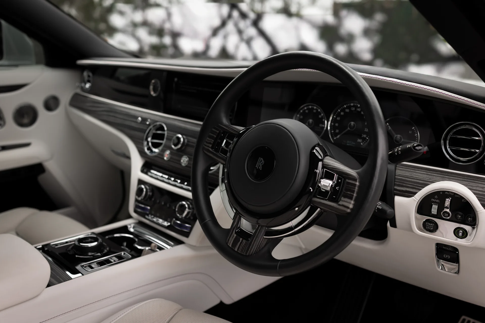 Rolls-Royce Ghost (2021)